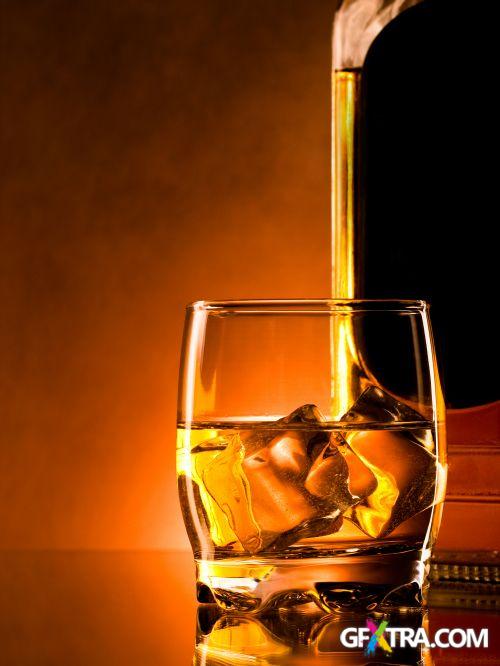 Wiskey Collection - Shutterstock 100xjpg