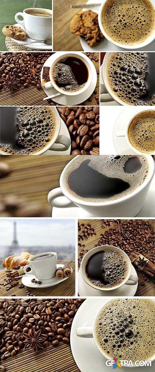 Stock Photo: Cup of coffee and coffee grains