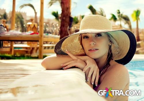 Amazing SS - Woman Wearing a Nice Summer Hat, 25xGPGs