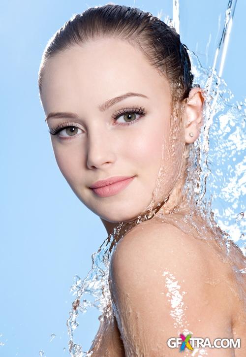 Amazing SS - Beautiful young woman with water, 25xJPGs