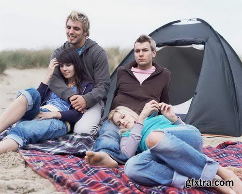 Image Source IS948 Autumn Beach Couples