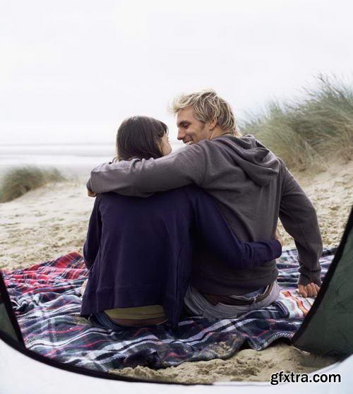 Image Source IS948 Autumn Beach Couples