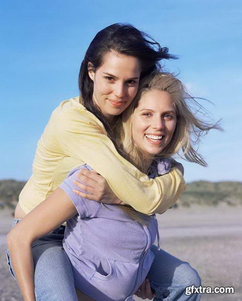 Image Source IS948 Autumn Beach Couples