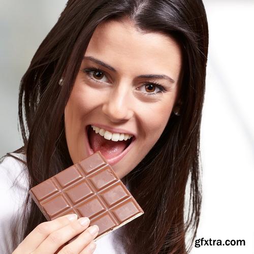 Chocolate and Woman 25xJPG