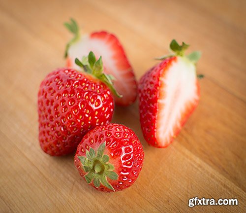 Fresh kiwi and strawberry - PhotoStock