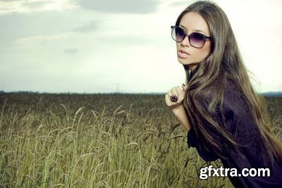 Girl on Wheat Field 25xJPG