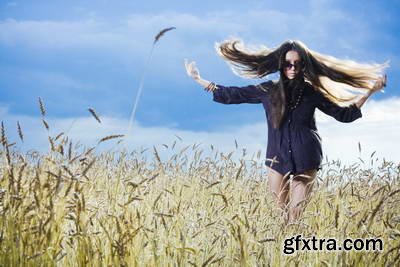 Girl on Wheat Field 25xJPG