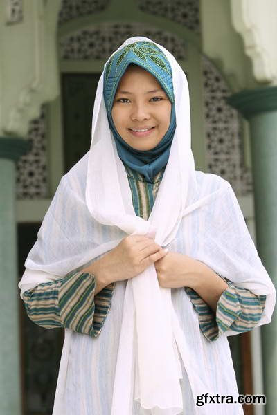 Real Hijab 52xJPG, 7xEPS