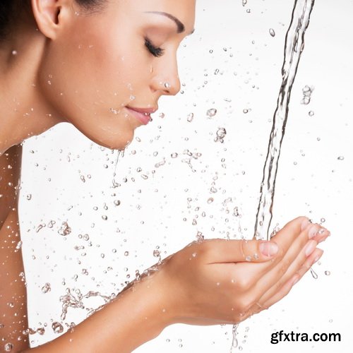 Amazing SS - Beautiful woman washing her face 23xJPG