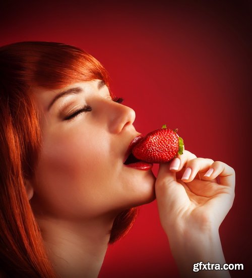 Amazing SS - Woman lips with fruit, 25xJPG