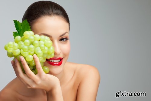 Amazing SS - Woman lips with fruit, 25xJPG