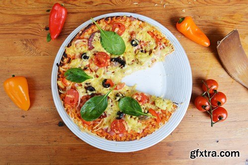 Tasty Italian Pizza - 25 JPEGs