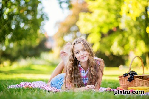 Stock Photos - Picnic, outing, family, 25xJPG