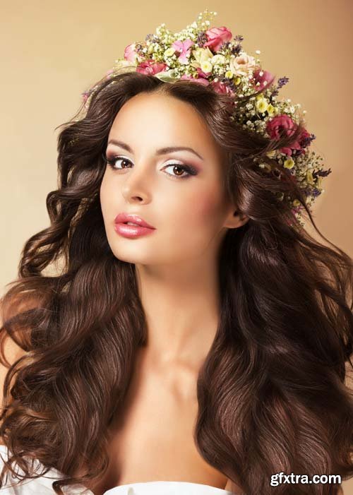 Beautiful women with wreath of flowers in hair, 25xJPGs