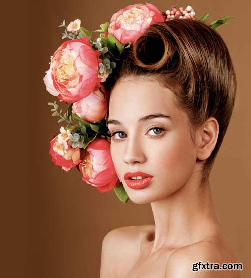 Beautiful women with wreath of flowers in hair, 25xJPGs