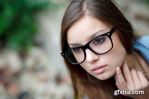 Beautiful Girl In Glasses - 25 HQ Images