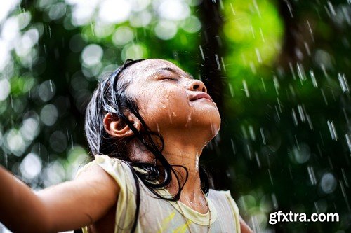 Stock Photos - Rain, 44xJPG!