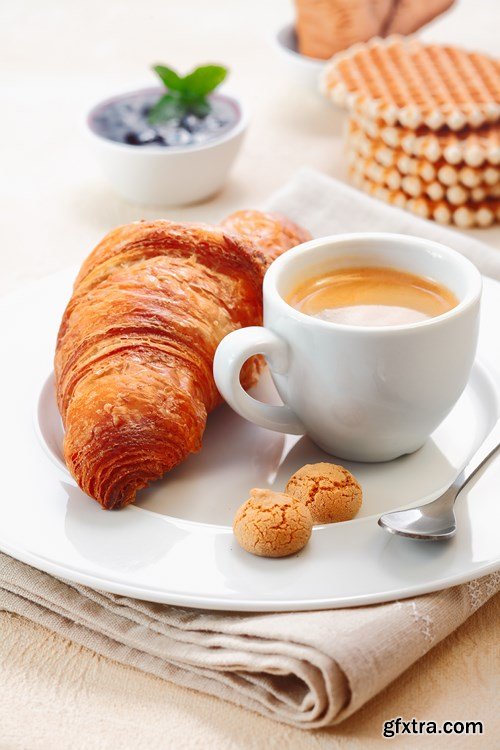 Croissant Collection, 25xUHQ JPEG