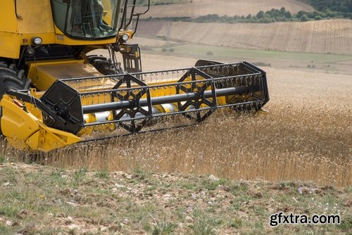 Collection combines and agricultural machinery 25 UHQ Jpeg