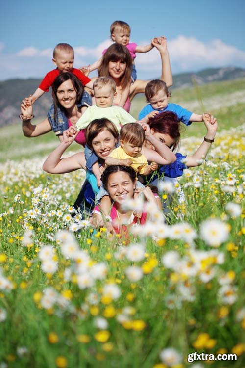 Happy Family With Childrens - 25 JPEGs