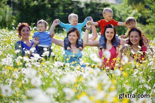 Happy Family With Childrens - 25 JPEGs