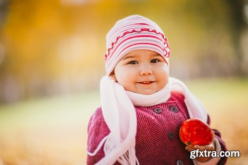 Beautiful collection of autumn children 25 UHQ Jpeg