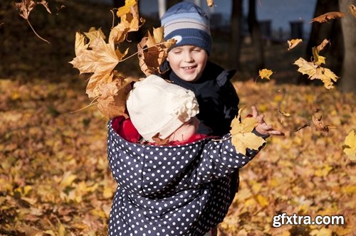 Beautiful collection of autumn children 25 UHQ Jpeg