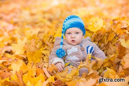 Beautiful collection of autumn children 25 UHQ Jpeg