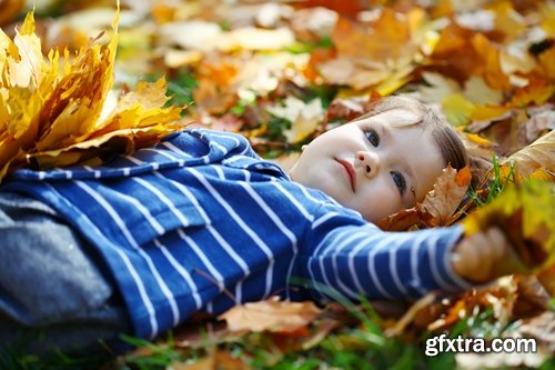 Beautiful collection of autumn children 25 UHQ Jpeg