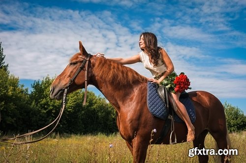 Collection of riders on horses 25 UHQ Jpeg