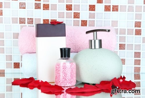 Collection of bathroom accessories 25 UHQ Jpeg