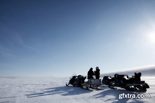 Collection of different snowmobiles 25 UHQ Jpeg