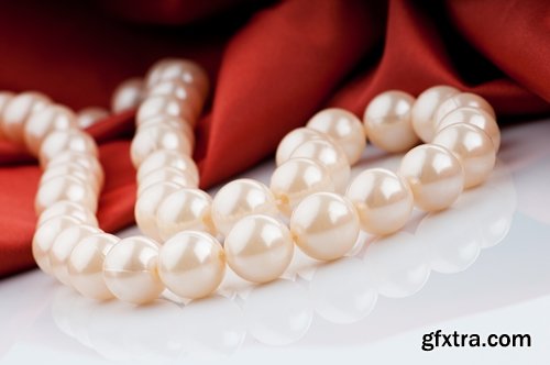 Collection of luxurious pearls 25 UHQ Jpeg