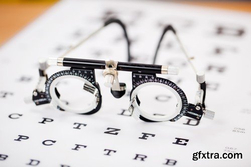 Stock Photos - Ophthalmologist, Oculist, 25xJPG