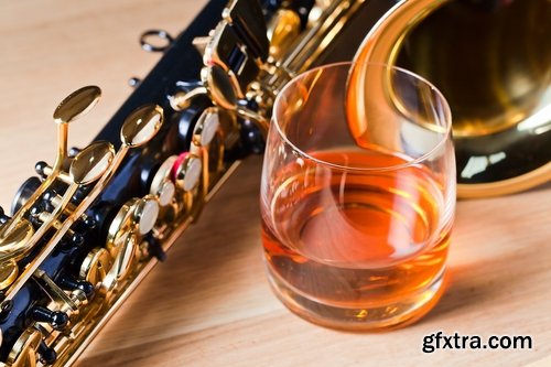 Collection of beautiful saxophones 25 HQ Jpeg