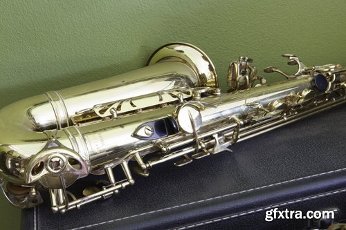 Collection of beautiful saxophones 25 HQ Jpeg