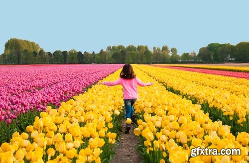 Collection of beautiful girls with tulips 25 HQ Jpeg