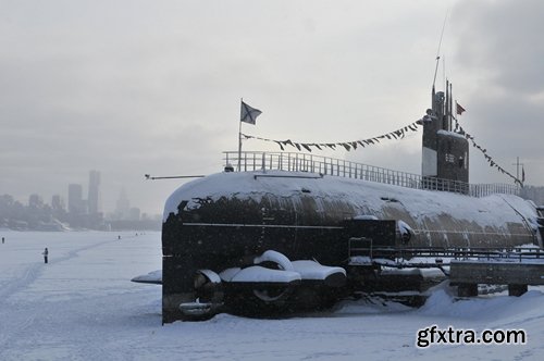 Collection of various submarine weapons from different countries 25 HQ Jpeg