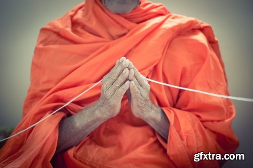 Collection of Buddhist monks in the temple and various backgrounds 25 HQ Jpeg