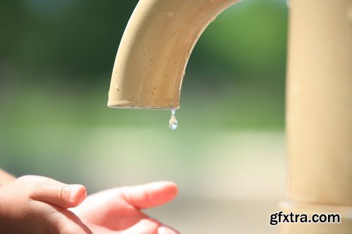 Stock Photos - Water dripping from faucet, 25xJPG