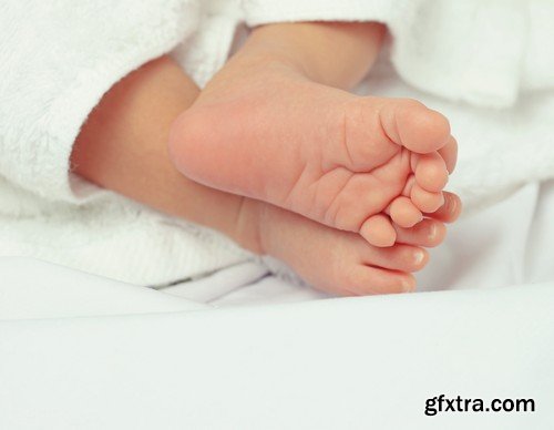 Stock Photos - Little children's feet, 25xJPG