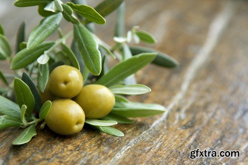 Green olives