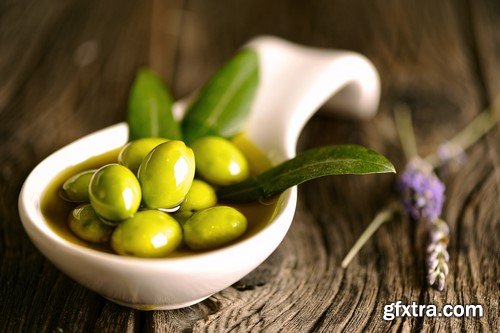 Green olives