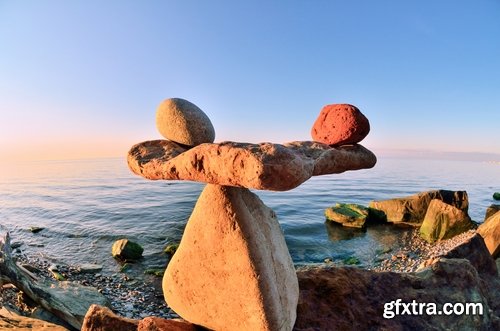 Collection Hanging Stones rocker balance of peace 25 HQ Jpeg