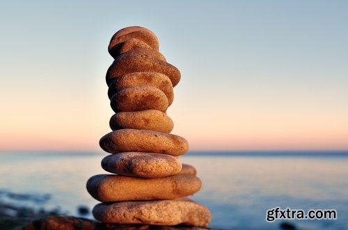 Collection Hanging Stones rocker balance of peace 25 HQ Jpeg