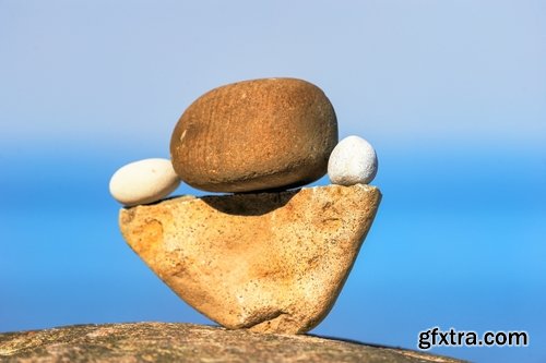 Collection Hanging Stones rocker balance of peace 25 HQ Jpeg