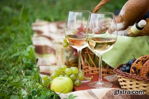 Collection picnic basket picnic wine grapes plaid bedding Still Life 25 HQ Jpeg