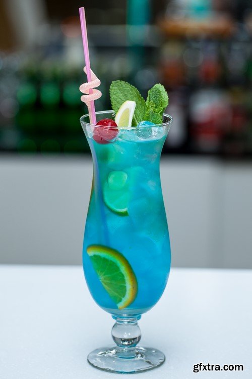 Cocktail blue lagoon