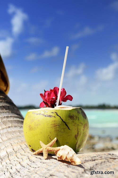 Cocktails on a tropical beach 10x JPEG