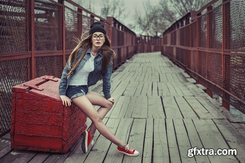 Hipster girl grunge style 11x JPEG